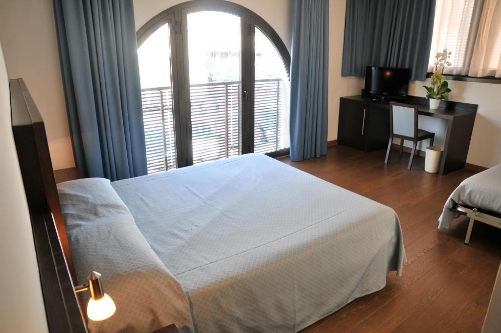 Hotel 5 Colonne Mirano Szoba fotó